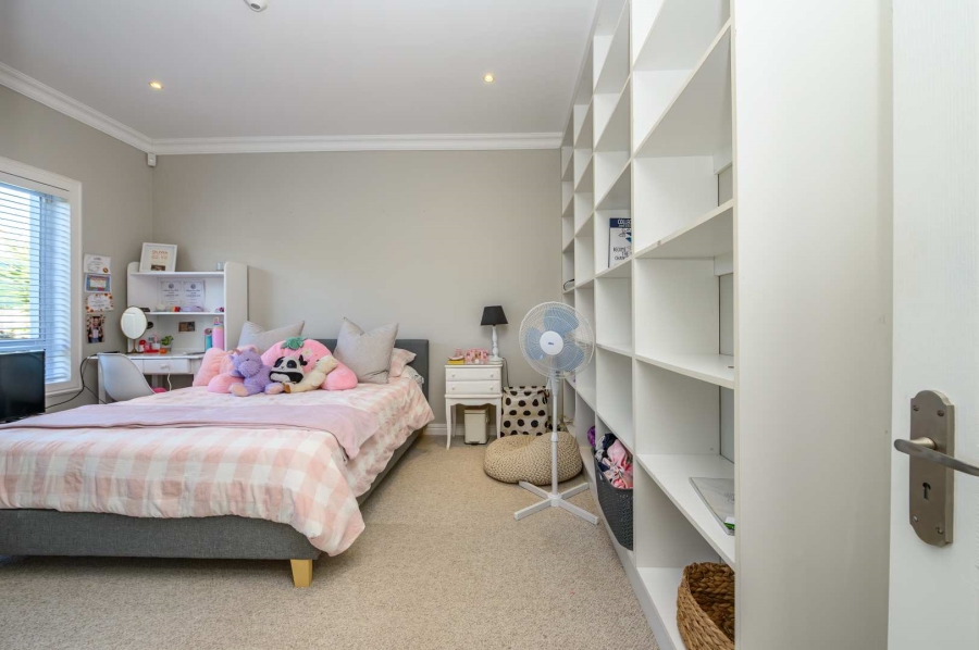 4 Bedroom Property for Sale in Walmer Eastern Cape